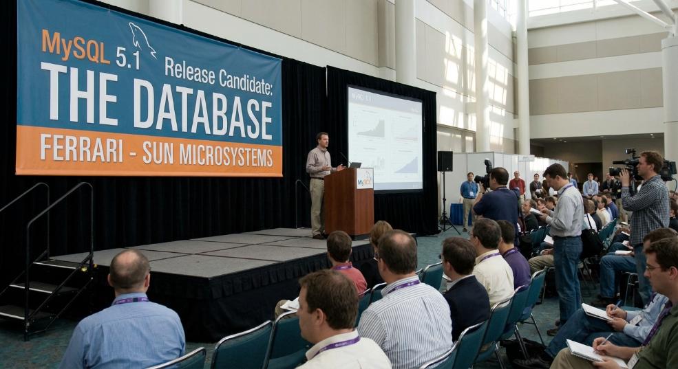 MySQL发布5.1准正式版 自称将成为数据库的法拉利第一张图