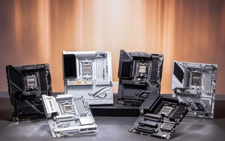 没想到，ROG在20周年发布会上，竟把主板做成了这样(图8)